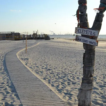 In The Netherlands Near Delft Luxury tent 's-Gravenzande