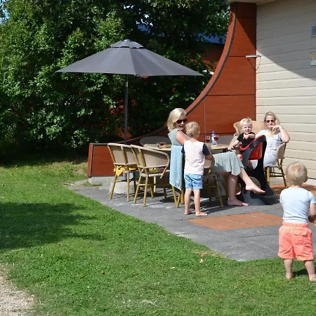 Luxury tent In The Netherlands Near Delft 's-Gravenzande